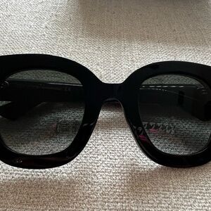 Gucci GG0208S sunglasses